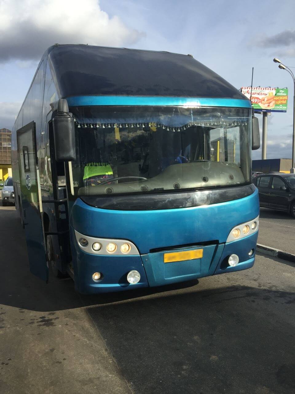 Заказ и аренда Neoplan Tourliner с водителем в Чебоксарах - автобус- чебоксары